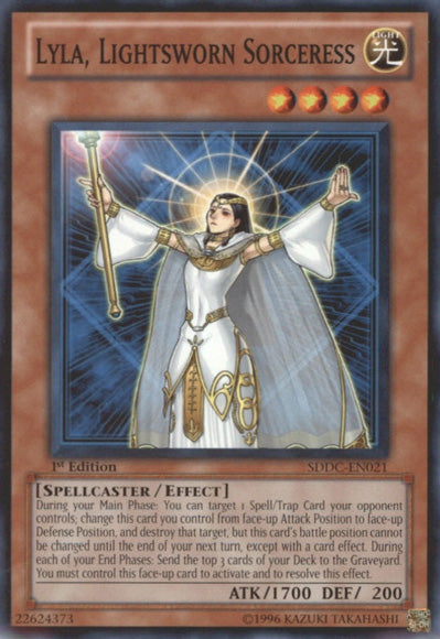 Lyla, Lightsworn Sorceress [SDDC-EN021] Common | Arkham Games and Comics