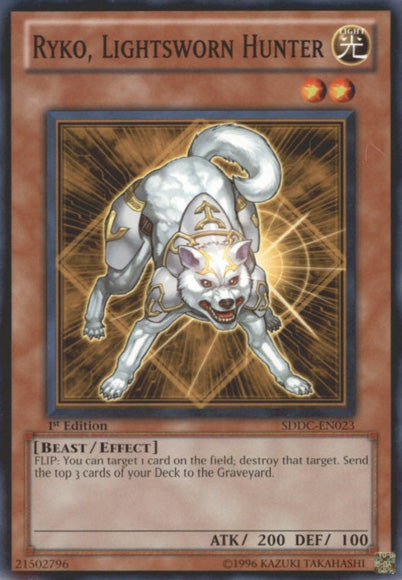 Ryko, Lightsworn Hunter [SDDC-EN023] Common | Arkham Games and Comics